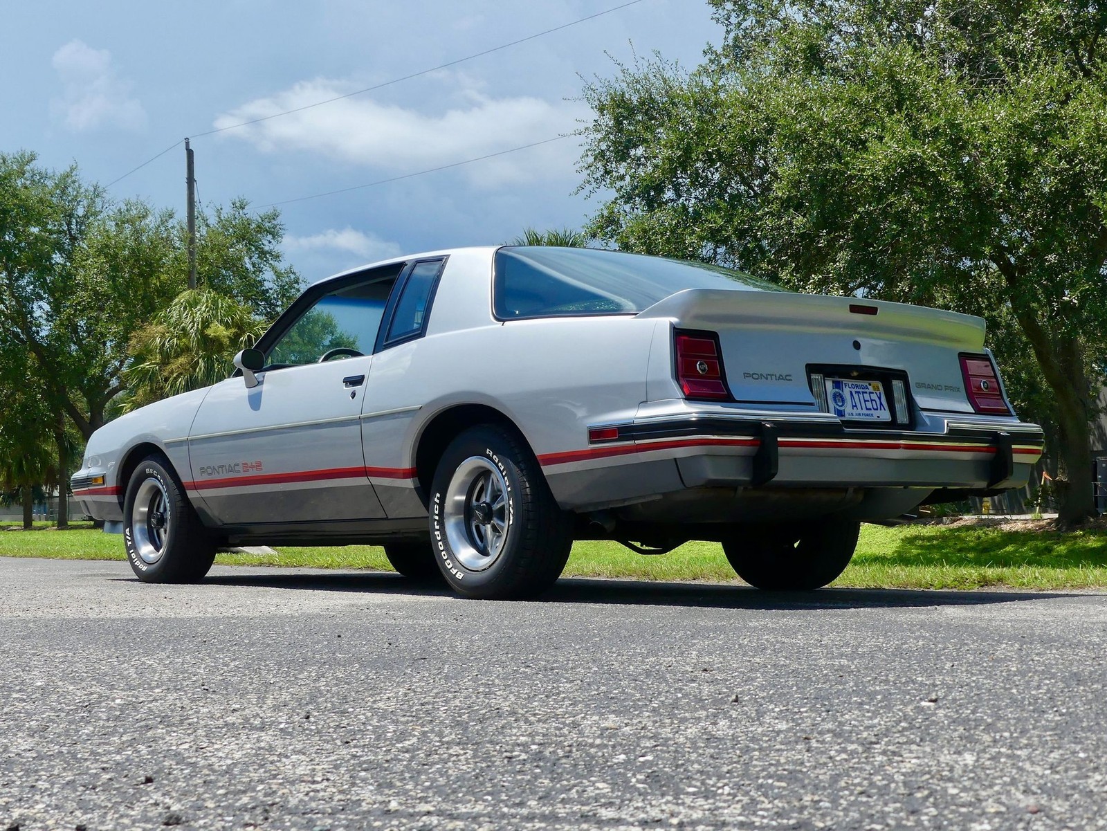 Pontiac-Grand-Prix-1986-Coupe-17