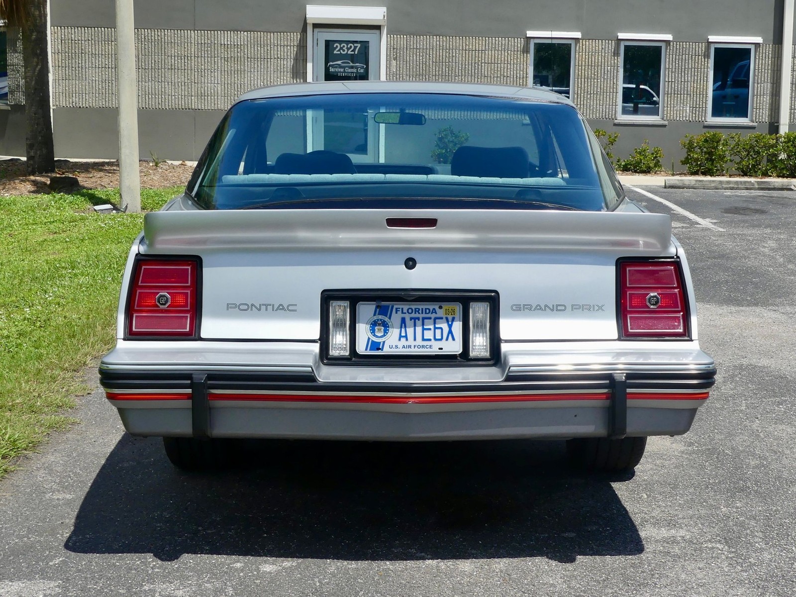Pontiac-Grand-Prix-1986-Coupe-18