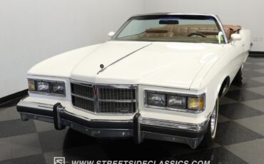 Pontiac-Grand-Ville-1975-Convertible-16