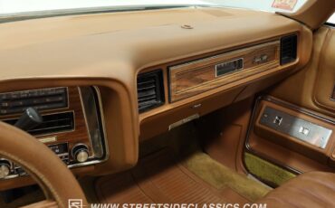 Pontiac-Grand-Ville-1975-Convertible-36