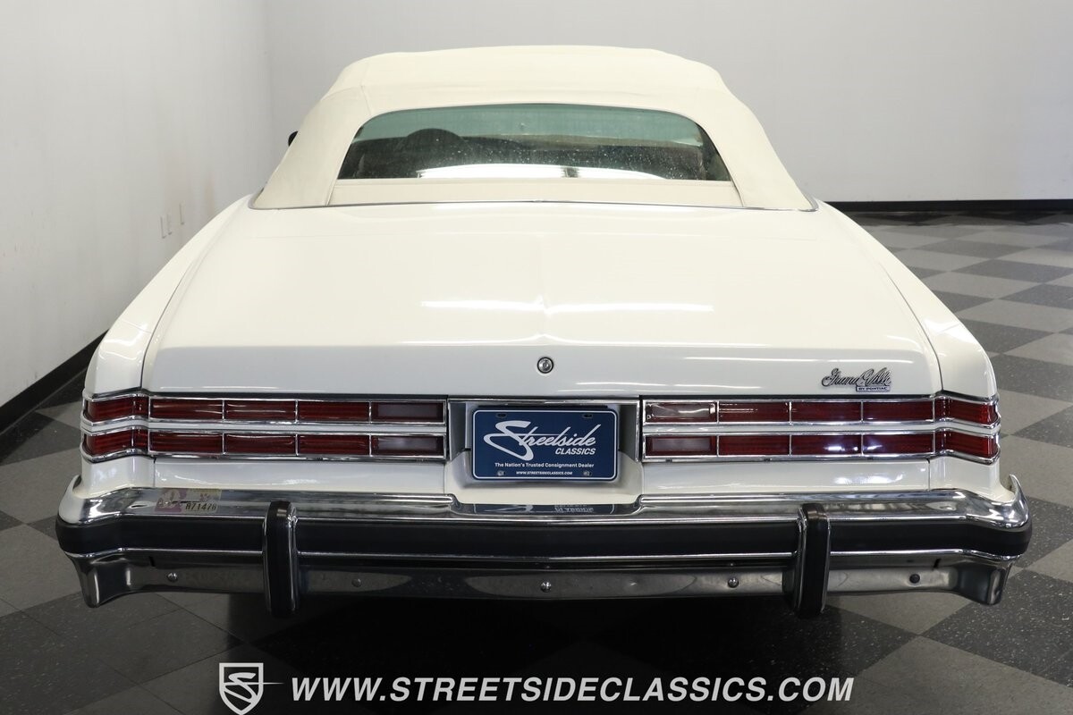 Pontiac-Grand-Ville-1975-Convertible-8