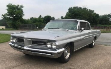 Pontiac-Grand-prix-1962-Silver-Burgundy