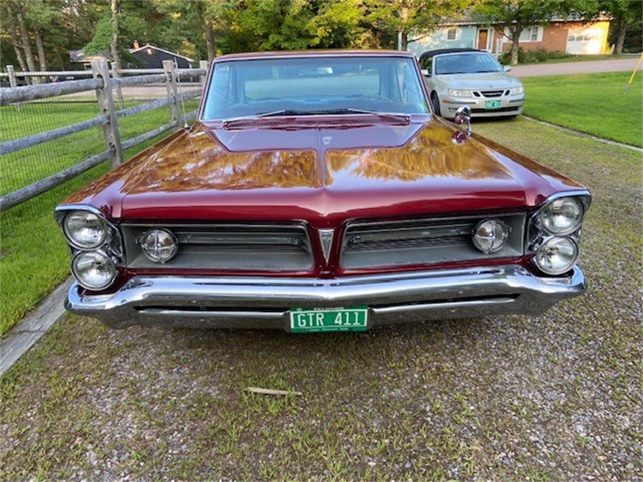 Pontiac-Grand-prix-1963-cranberry-red-white-2