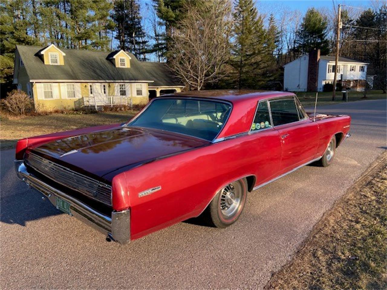 Pontiac-Grand-prix-1963-cranberry-red-white-6