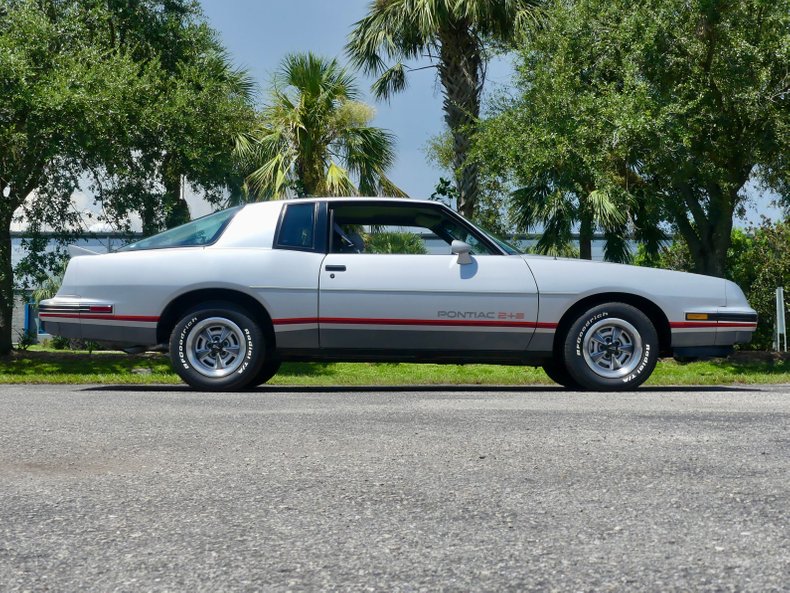 Pontiac-Grand-prix-1986-Silver-Gray-31