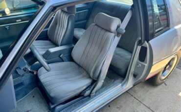 Pontiac-Grand-prix-1986-Silver-Gray-39