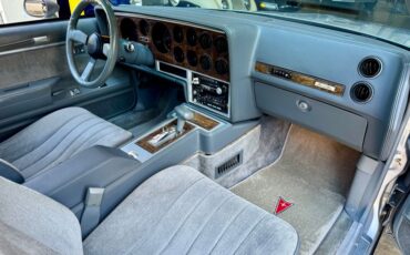 Pontiac-Grand-prix-1986-Silver-Gray-46