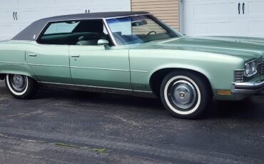 Pontiac-Grandville-1973-4-Dr-17