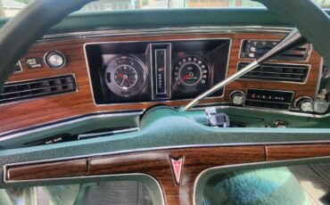 Pontiac-Grandville-1973-4-Dr-20