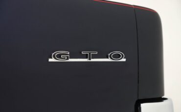 Pontiac-Gto-1964-Nocturne-Blue-White-21