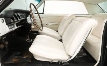 Pontiac-Gto-1964-Nocturne-Blue-White-31
