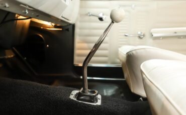Pontiac-Gto-1964-Nocturne-Blue-White-32