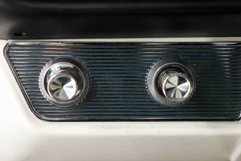 Pontiac-Gto-1964-Nocturne-Blue-White-34