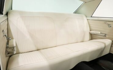 Pontiac-Gto-1964-Nocturne-Blue-White-44
