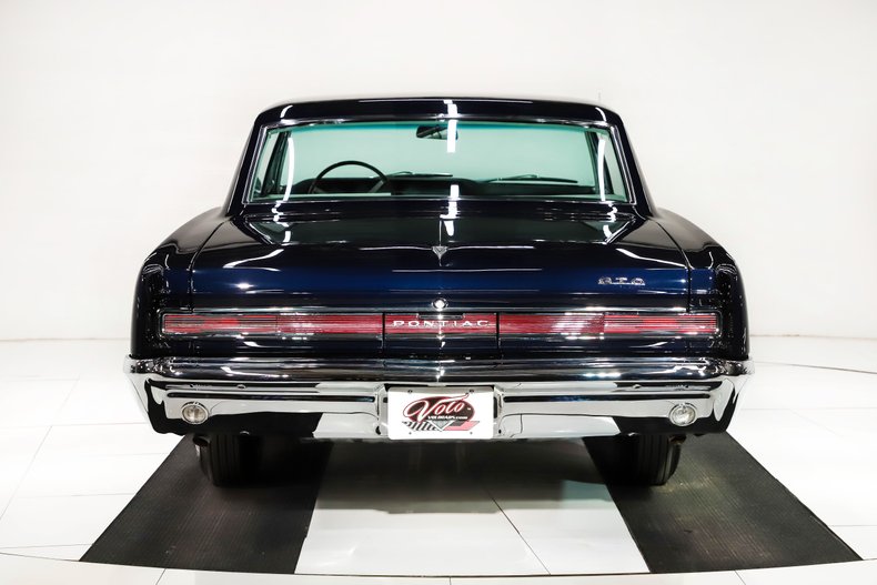 Pontiac-Gto-1964-Nocturne-Blue-White-7