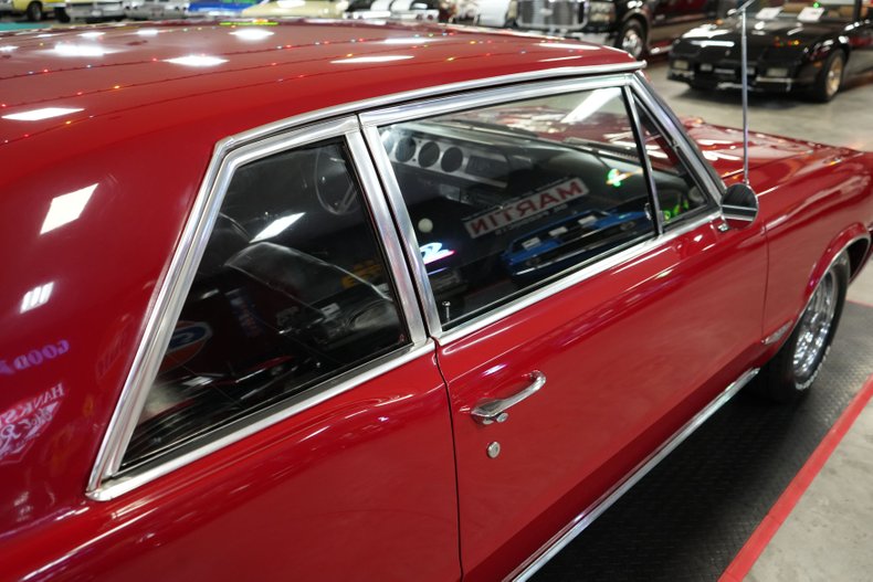 Pontiac-Gto-1964-Red-Black-40