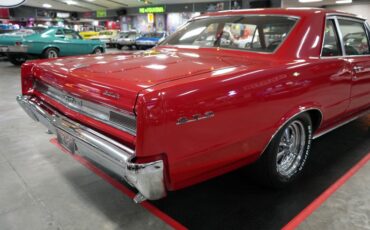 Pontiac-Gto-1964-Red-Black-9