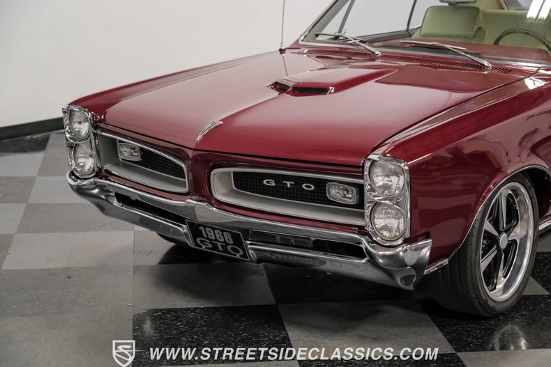 Pontiac-Gto-1966-Burgundy-Parchment-24