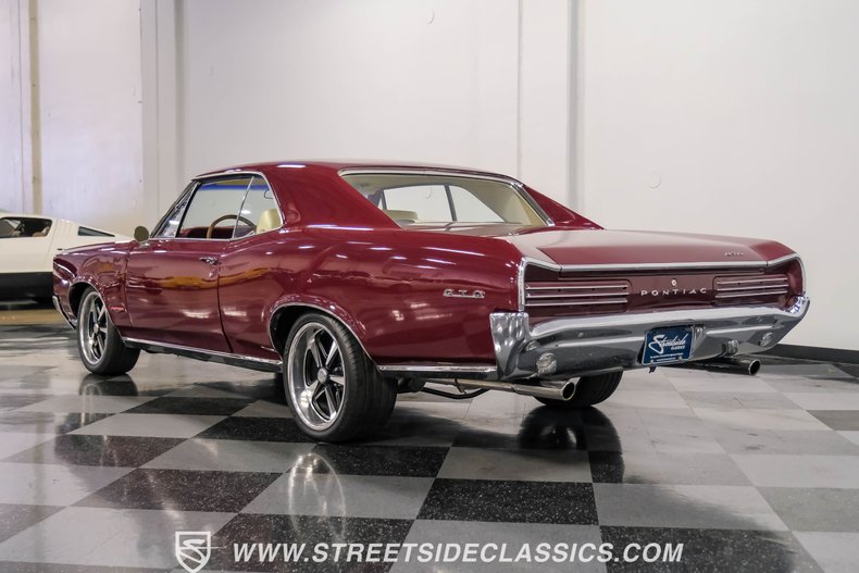 Pontiac-Gto-1966-Burgundy-Parchment-8