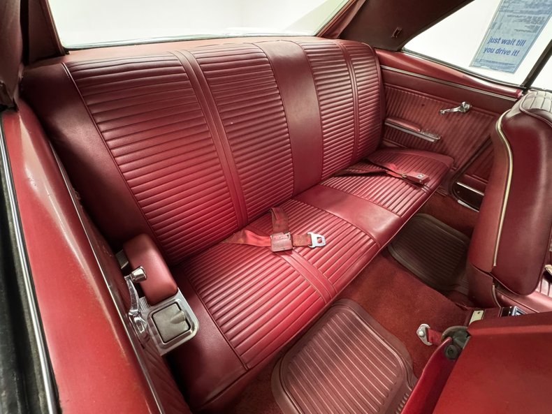 Pontiac-Gto-1966-Cameo-Ivory-Red-1