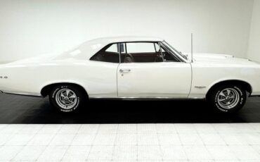 Pontiac-Gto-1966-Cameo-Ivory-Red-11