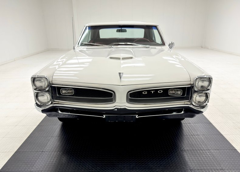 Pontiac-Gto-1966-Cameo-Ivory-Red-13