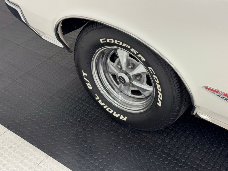 Pontiac-Gto-1966-Cameo-Ivory-Red-16