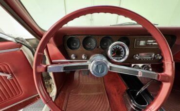 Pontiac-Gto-1966-Cameo-Ivory-Red-2