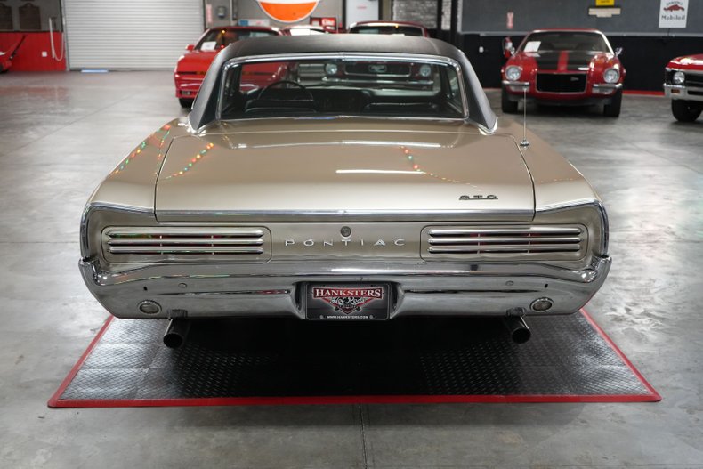 Pontiac-Gto-1966-Martinique-Bronze-Black-10