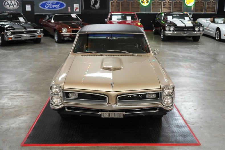 Pontiac-Gto-1966-Martinique-Bronze-Black-18