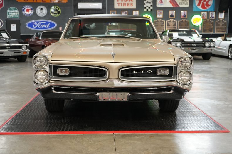 Pontiac-Gto-1966-Martinique-Bronze-Black-23