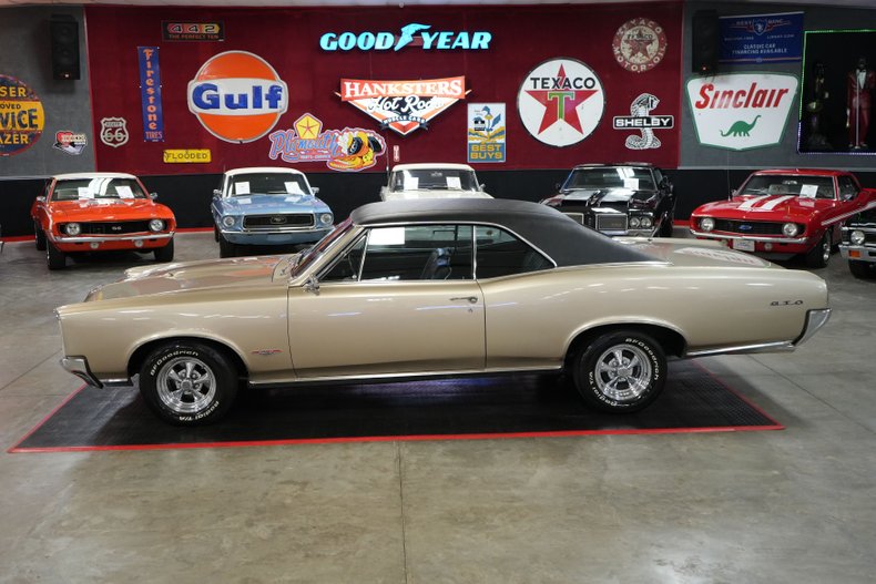Pontiac-Gto-1966-Martinique-Bronze-Black-3