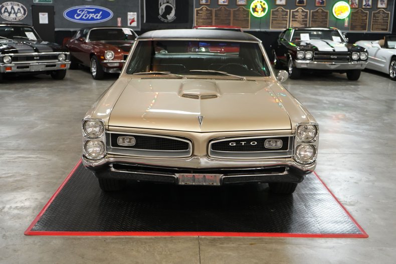 Pontiac-Gto-1966-Martinique-Bronze-Black-41