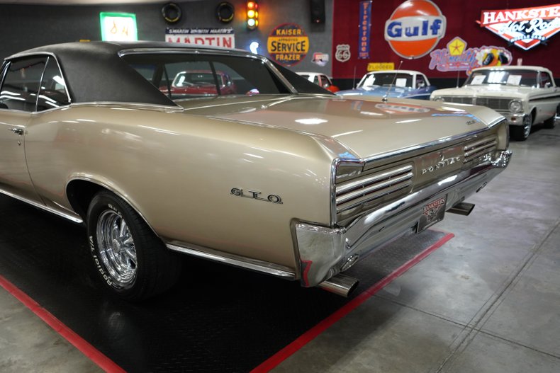 Pontiac-Gto-1966-Martinique-Bronze-Black-46