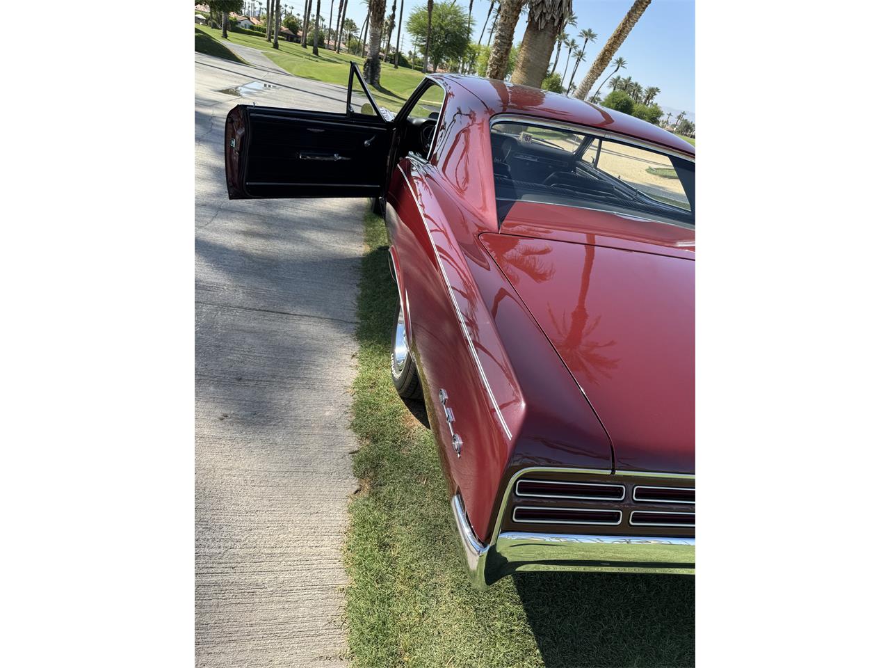 Pontiac-Gto-1967-Burgundy-Black-14