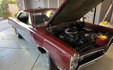 Pontiac-Gto-1967-Burgundy-Black-7