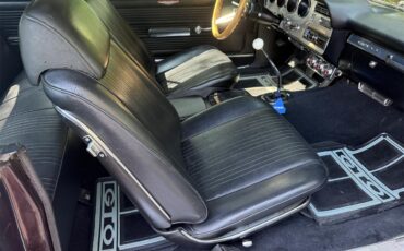 Pontiac-Gto-1967-Dark-cherry-Black-11
