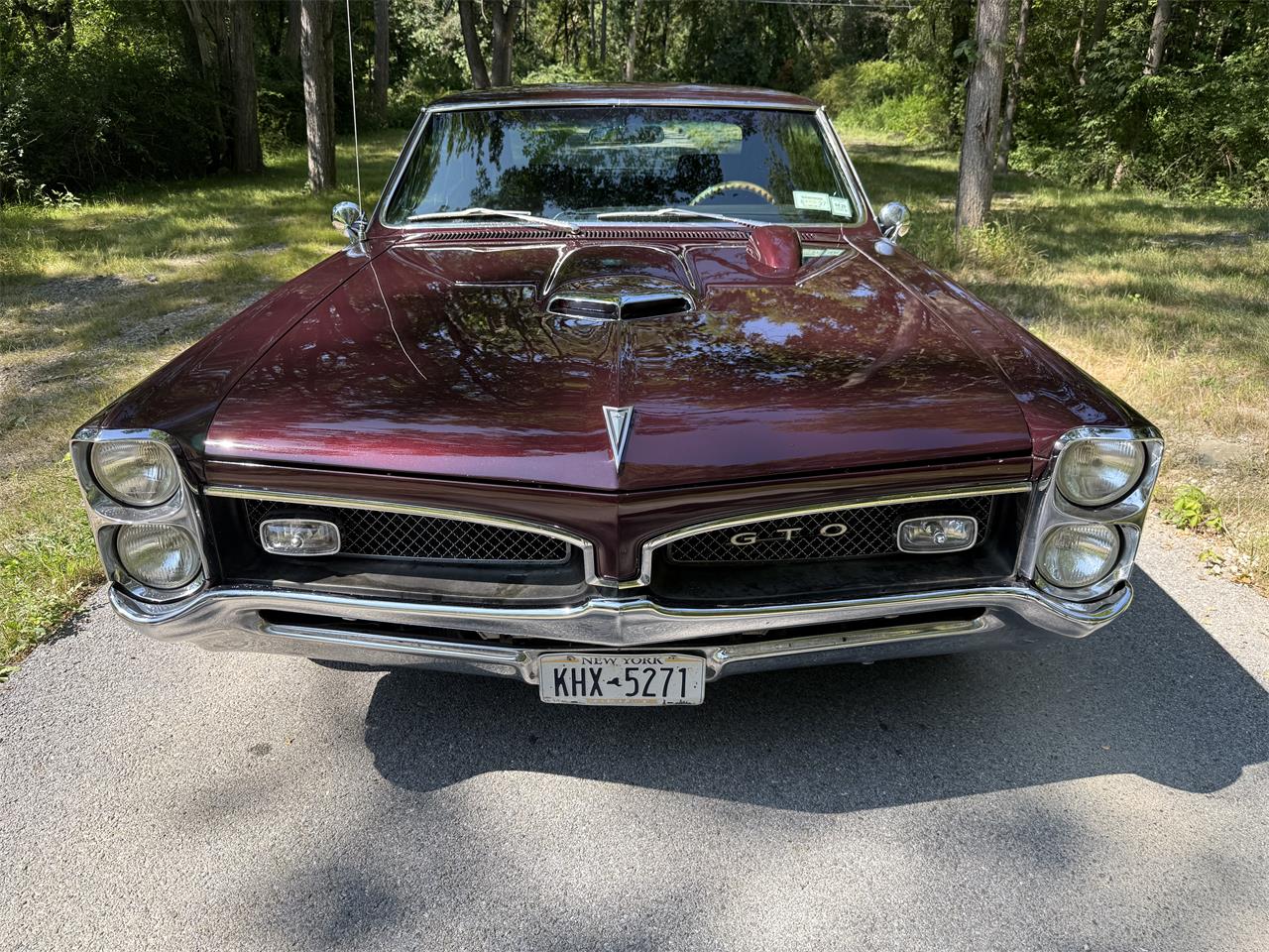 Pontiac-Gto-1967-Dark-cherry-Black-5