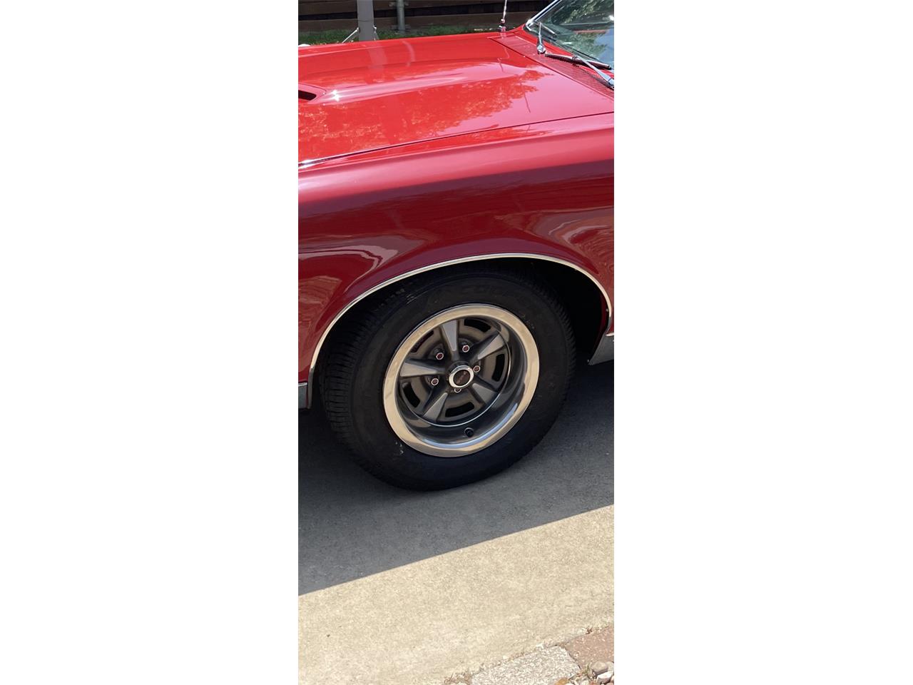 Pontiac-Gto-1967-Regimental-Red-Black-17
