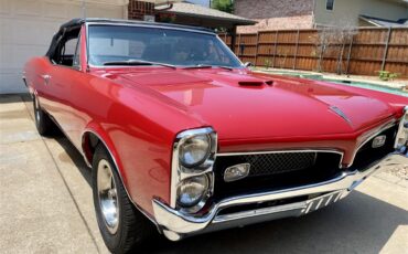 Pontiac-Gto-1967-Regimental-Red-Black-22