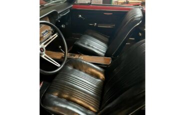 Pontiac-Gto-1967-Regimental-Red-Black-6