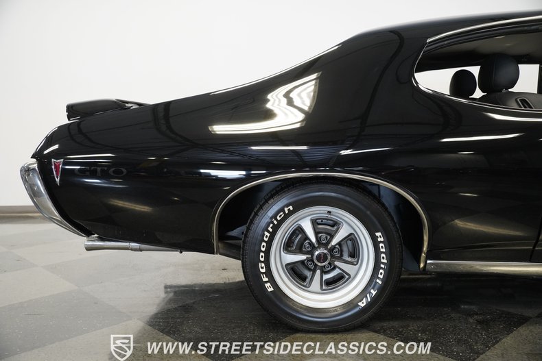 Pontiac-Gto-1968-Black-Black-2