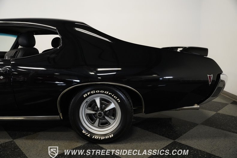 Pontiac-Gto-1968-Black-Black-24
