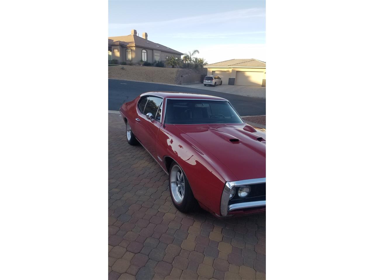 Pontiac-Gto-1968-Red-Black-12