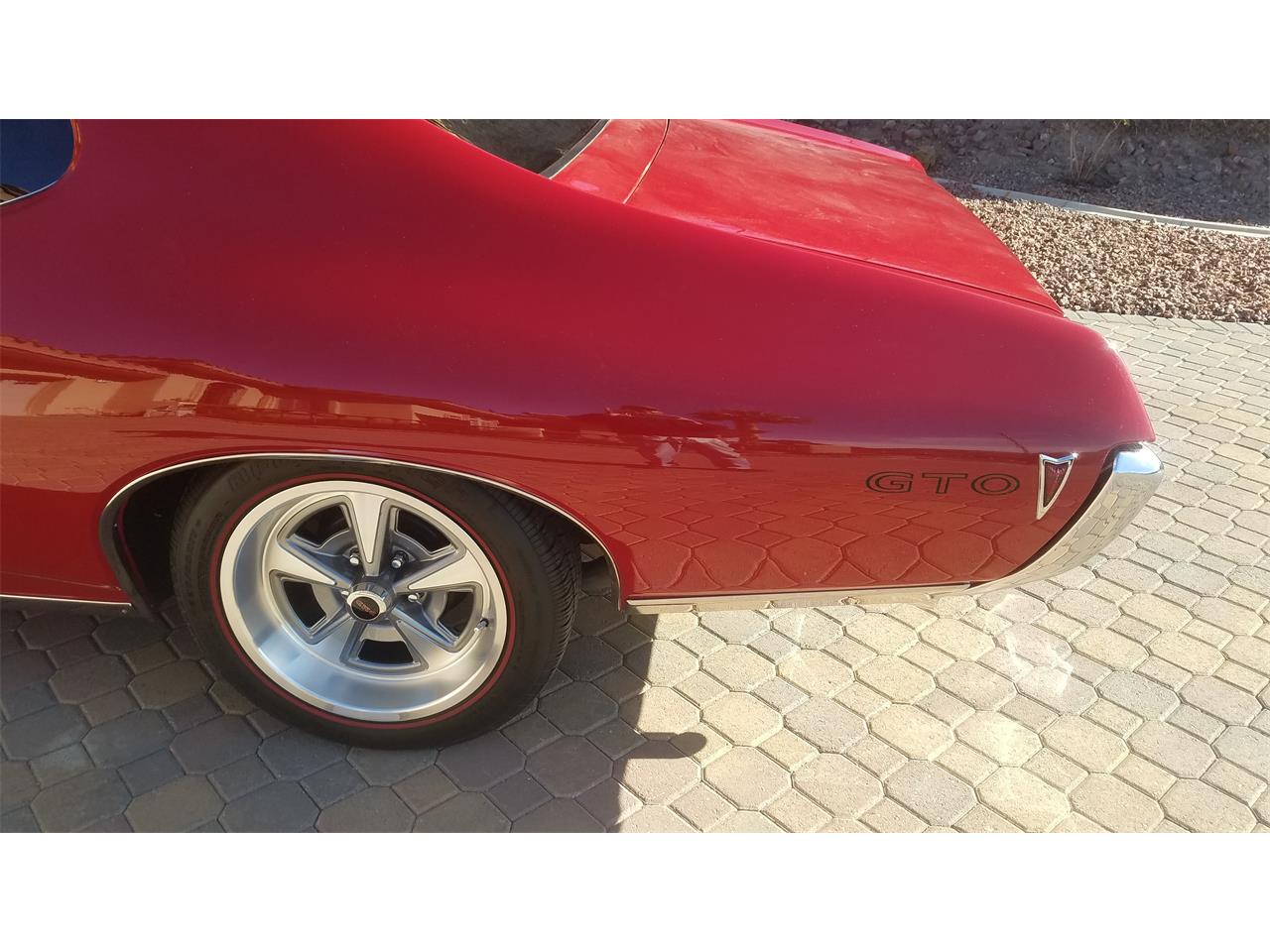 Pontiac-Gto-1968-Red-Black-6