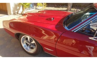 Pontiac-Gto-1968-Red-Black-8