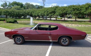 Pontiac-Gto-1969-Burgundy-red-Black-9
