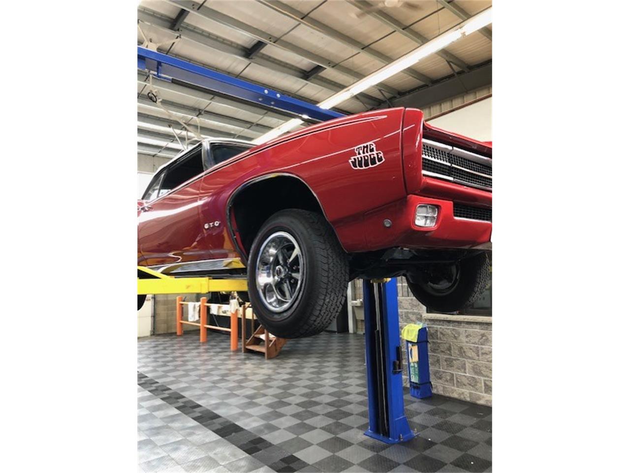 Pontiac-Gto-1969-Matador-Red-Champaign-1