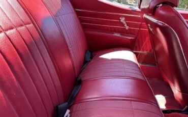 Pontiac-Gto-1970-Polar-White-Red-20