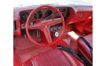 Pontiac-Gto-1970-Polar-White-Red-4